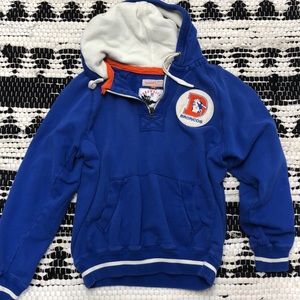 Broncos Sweater throwback! 😍